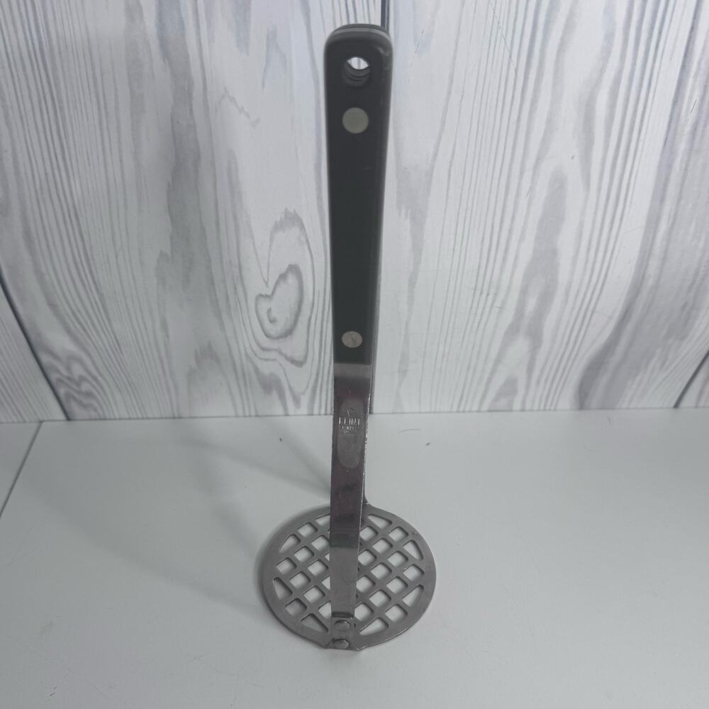 Vtg Flint Arrowhead Stainless Steel Potato Masher Vegetables w Dark Handle USA